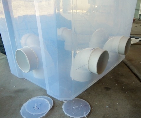  Wie man aus PVC einen Schwerkraftfutterautomat für Hunde herstellt 